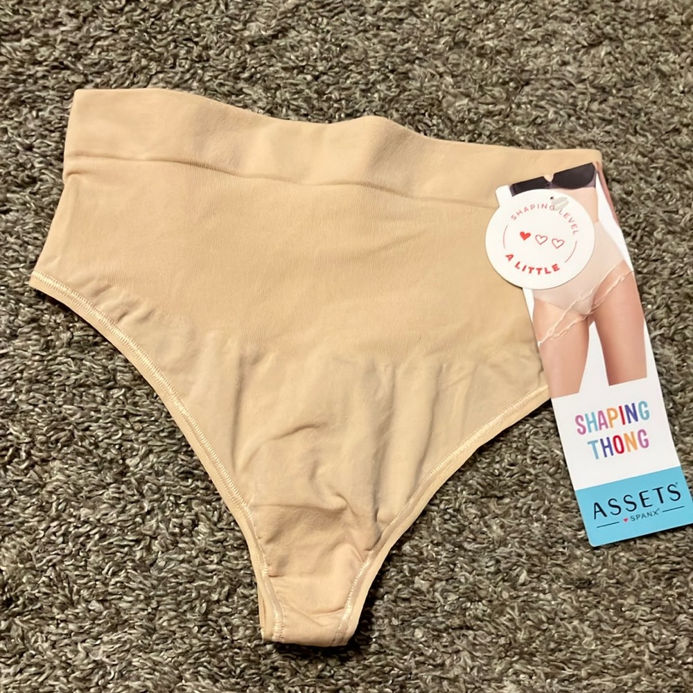 NWT Assets by Spanx High-Waist Shaping Thong in Beige size Small